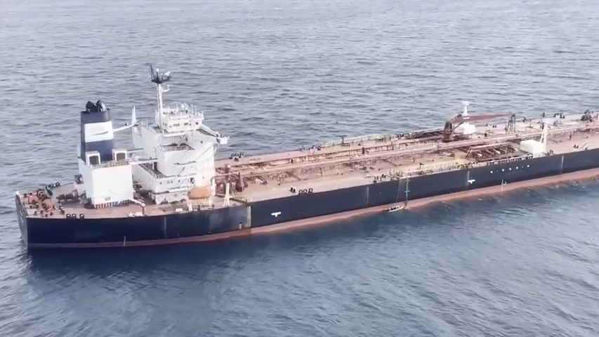 Jak Rusové maskují stínové tankery. Mění často názvy, vlajky i registraci